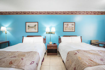 Texas Inn And Suites Citycenter At Utrgv Единбург Екстер'єр фото